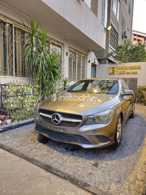 مرسيدس CLA 180 2014 ذهبي مستعملة للبيع - 3
