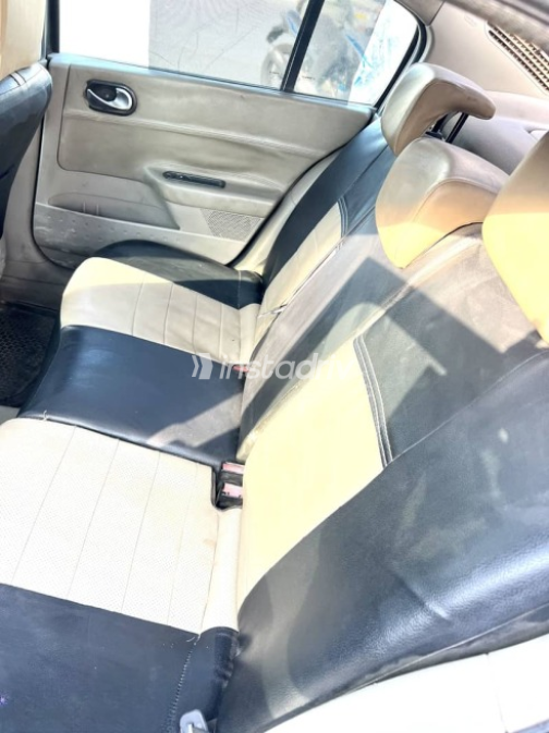 Renault Megane 2006 White Used for Sale - 3
