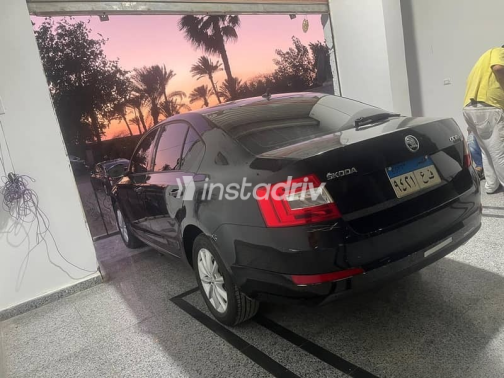 Skoda Octavia 2015 Black Used for Sale - 5