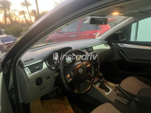 Skoda Octavia 2015 Black Used for Sale - 9