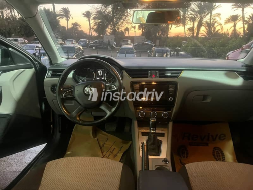Skoda Octavia 2015 Black Used for Sale - 10