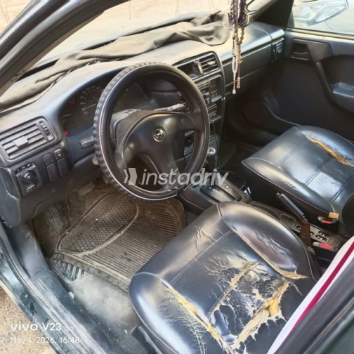 Opel Vectra 1995 Green Used for Sale - 1