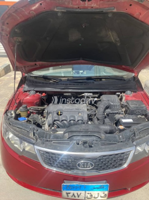 Kia Cerato 2012 Red Used for Sale - 5