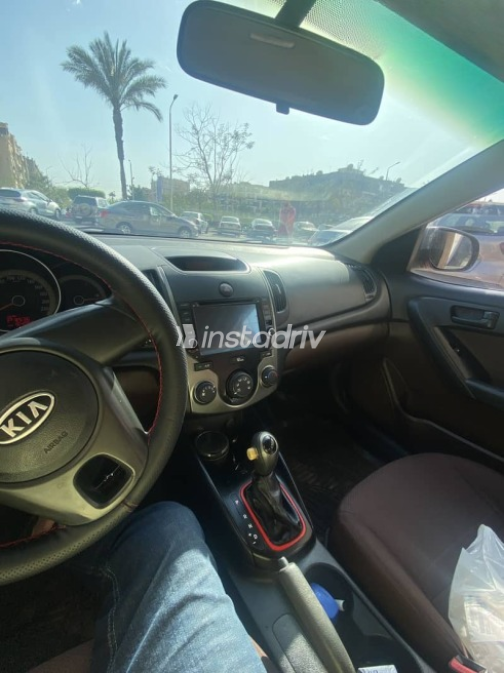 Kia Cerato 2012 Red Used for Sale - 8