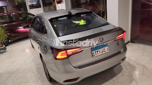 ام جى 5 2021 أبيض مستعملة للبيع - 1
