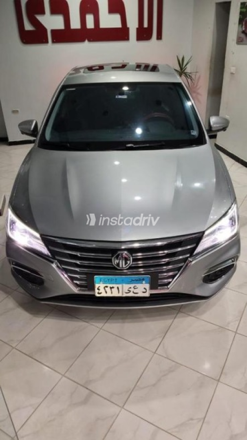 ام جى 5 2021 أبيض مستعملة للبيع - 2