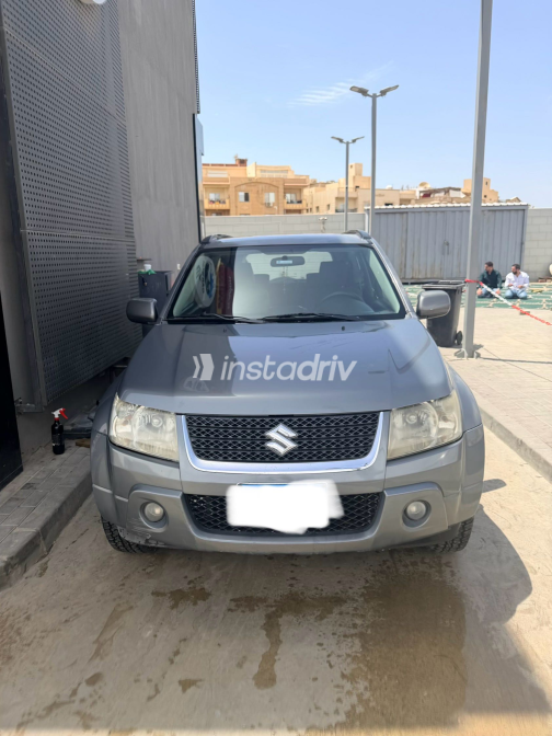 Suzuki Grand vitara 2010 Gray Used for Sale - 3