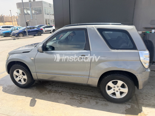 Suzuki Grand vitara 2010 Gray Used for Sale - 10