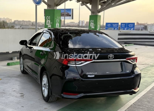 تويوتا كورولا 2022 أسود مستعملة للبيع - 6