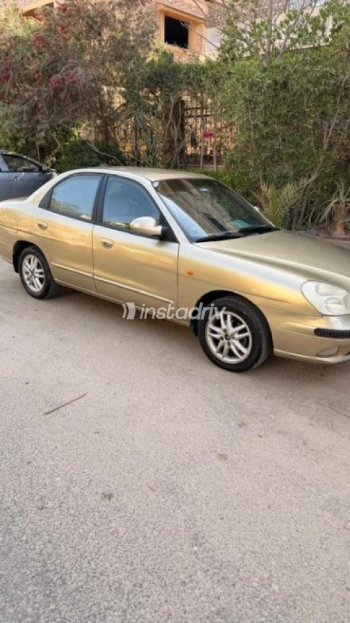 Daewoo Nubira 2 2000 Gold Used for Sale - 10