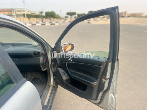 Mercedes C 180 2002 Silver Used for Sale - 9