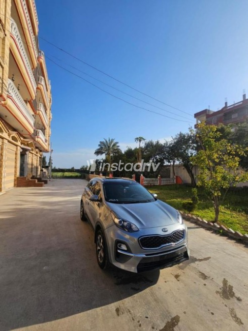 Kia Sportage 2021 Gray Used for Sale - 4