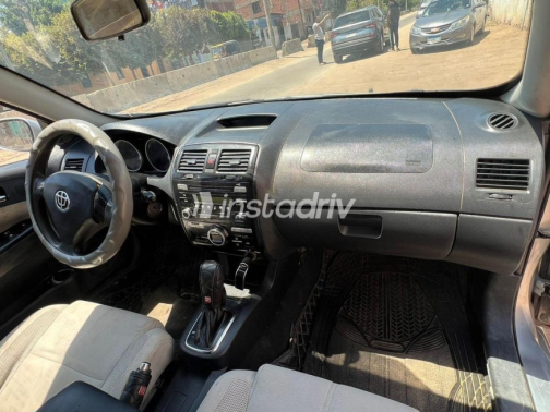 بريليانس FRV 2009 فضي مستعملة للبيع - 5