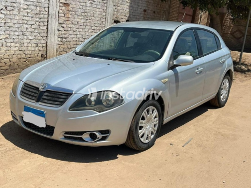 بريليانس FRV 2009 فضي مستعملة للبيع - 6