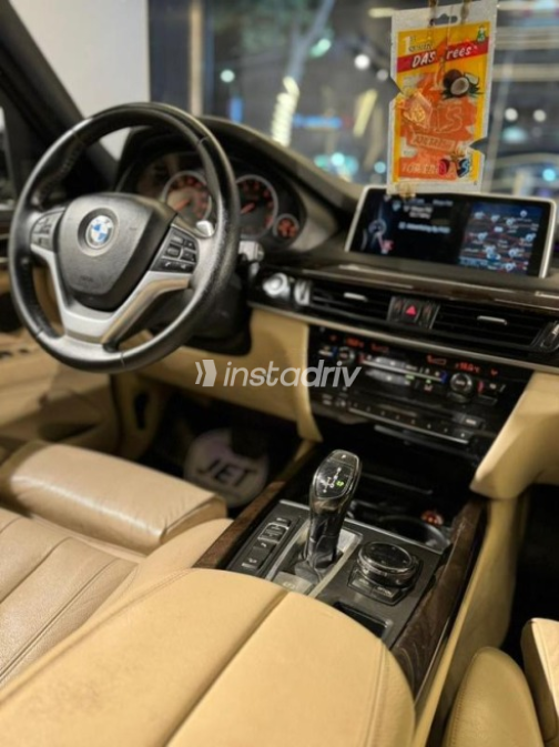 بي ام دبليو X5 2015 أزرق غامق مستعملة للبيع - 9