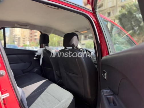 Renault Logan 2019 Red Used for Sale - 7