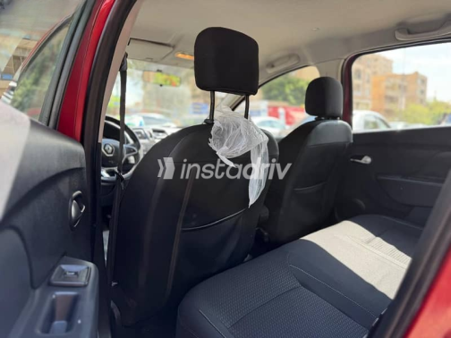 Renault Logan 2019 Red Used for Sale - 10