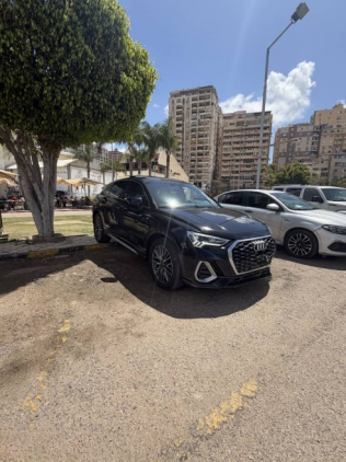 اودي Q3 2022 أسود مستعملة للبيع