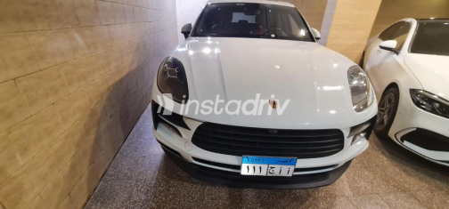 Porsche Macan 2020 White Used for Sale - 7