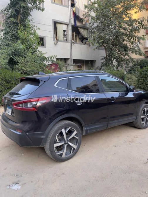 Nissan Qashqai 2019 Eggplant Used for Sale - 4