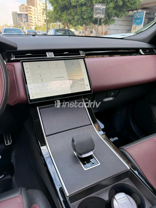 Land Rover Velar 2024 White Used for Sale - 5