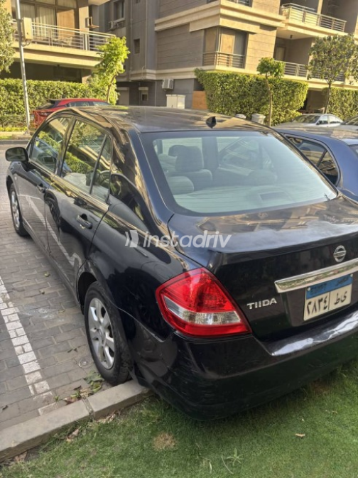 Nissan Tiida 2009 Black Used for Sale - 1