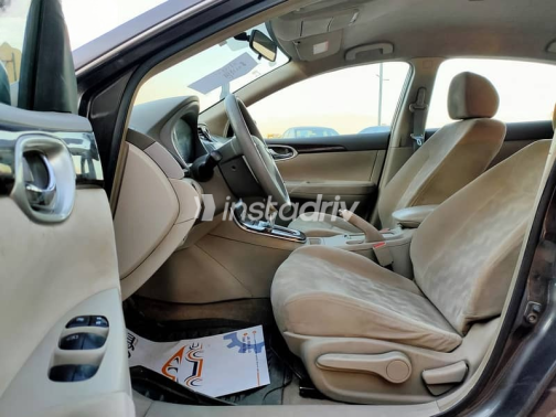 Nissan Sentra 2017 Gray Used for Sale - 5