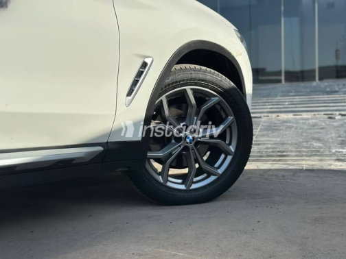 بي ام دبليو X3 2019 أبيض مستعملة للبيع - 3