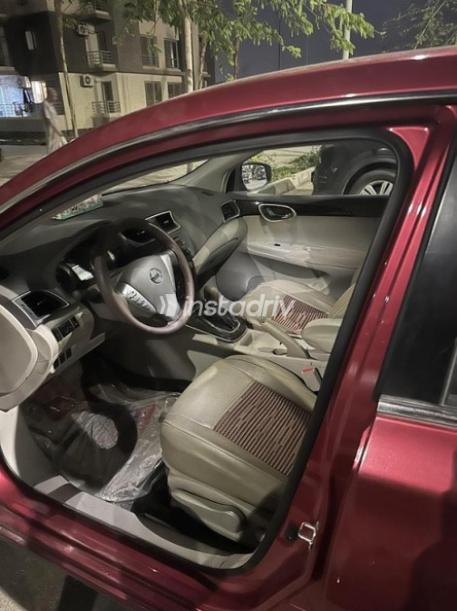 Nissan Sentra 2018 White Used for Sale - 3