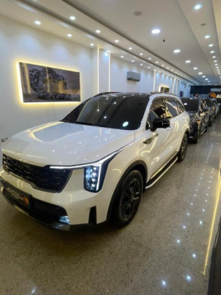 Kia Sorento 2024 White Used for Sale