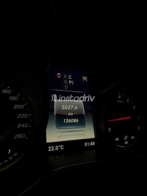 Mercedes V 250 2020 Black Used for Sale - 6