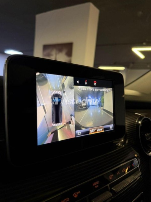 Mercedes V 250 2020 Black Used for Sale - 8