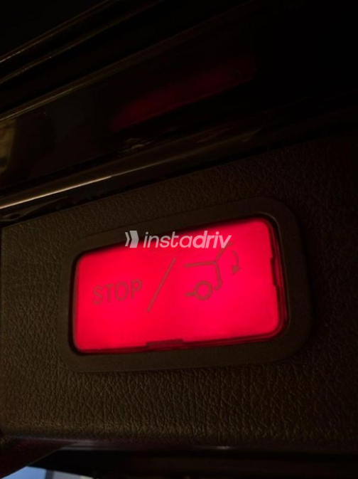 Mercedes V 250 2020 Black Used for Sale - 10