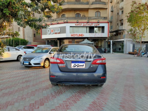 Nissan Sentra 2017 Gray Used for Sale - 4