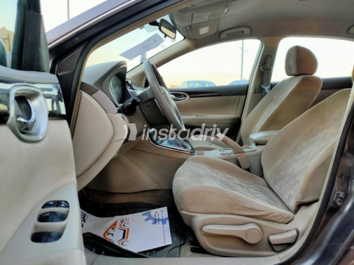 Nissan Sentra 2017 Gray Used for Sale - 5