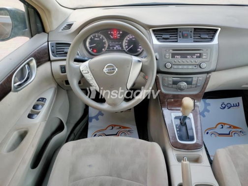 Nissan Sentra 2017 Gray Used for Sale - 7