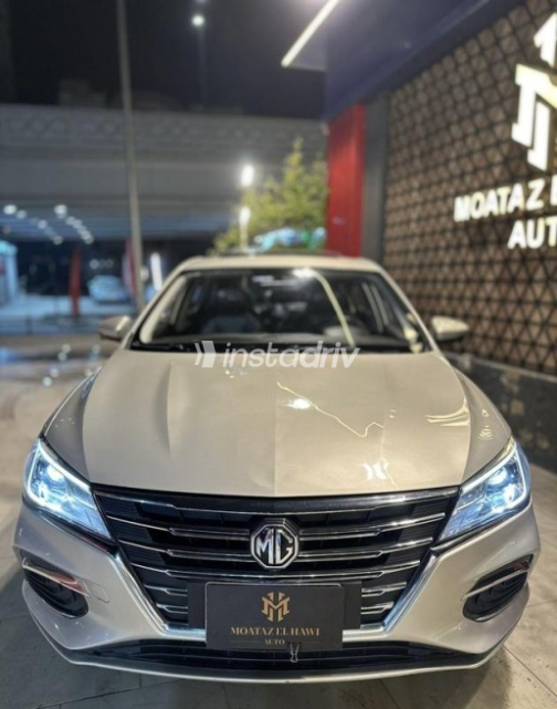 ام جى 5 2022 ذهبي مستعملة للبيع - 3