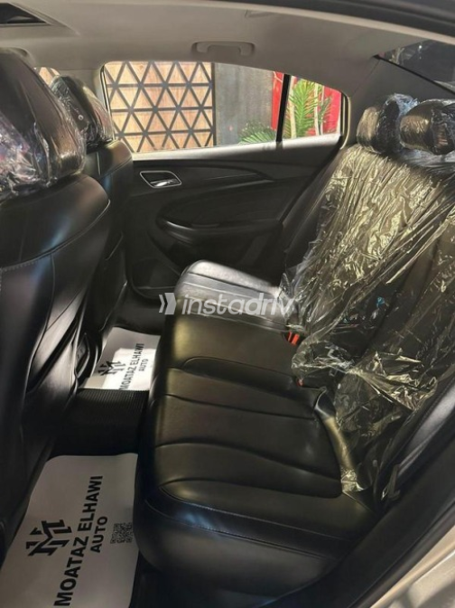 ام جى 5 2022 ذهبي مستعملة للبيع - 5