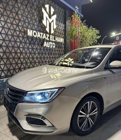 ام جى 5 2022 ذهبي مستعملة للبيع - 10