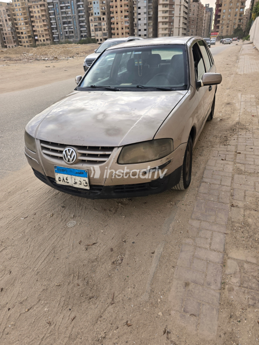 Volkswagen Pointer 2006 Gold Used for Sale - 5