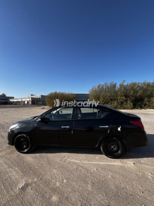 Nissan Sunny 2019 White Used for Sale - 4