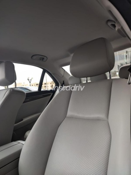 Mercedes C 180 2013 Silver Used for Sale - 10