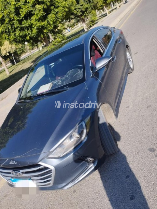 Hyundai Elantra AD 2017 White Used for Sale - 2