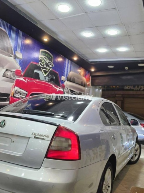 Skoda Octavia 2012 Silver Used for Sale - 3