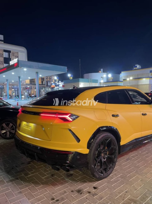 Lamborghini Urus 2019 Yellow Used for Sale - 7