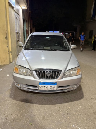 Hyundai XD 2001 Silver Used for Sale