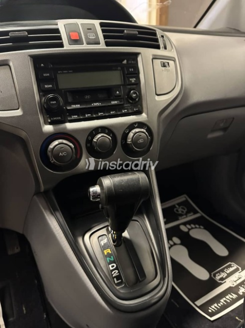 Hyundai Matrix 2004 Silver Used for Sale - 8