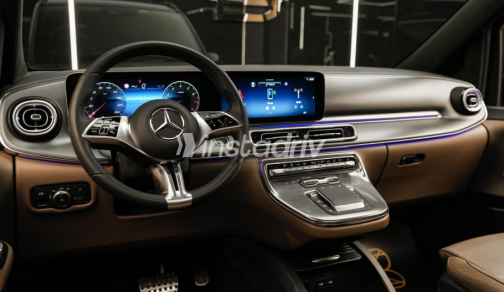 Mercedes V 250 2025 Black Used for Sale - 4
