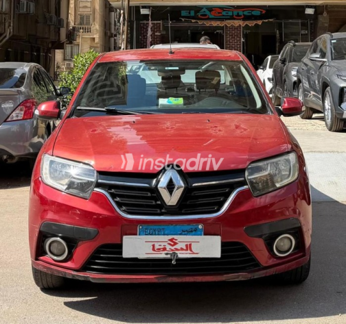 Renault Logan 2019 Red Used for Sale - 1