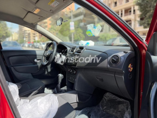Renault Logan 2019 Red Used for Sale - 6
